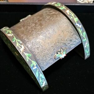 Chinese Export Dome Shaped Enamel Trinket Box